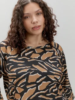 Encuentro Moda CAMISETA RANGLAN ESTAMPADA